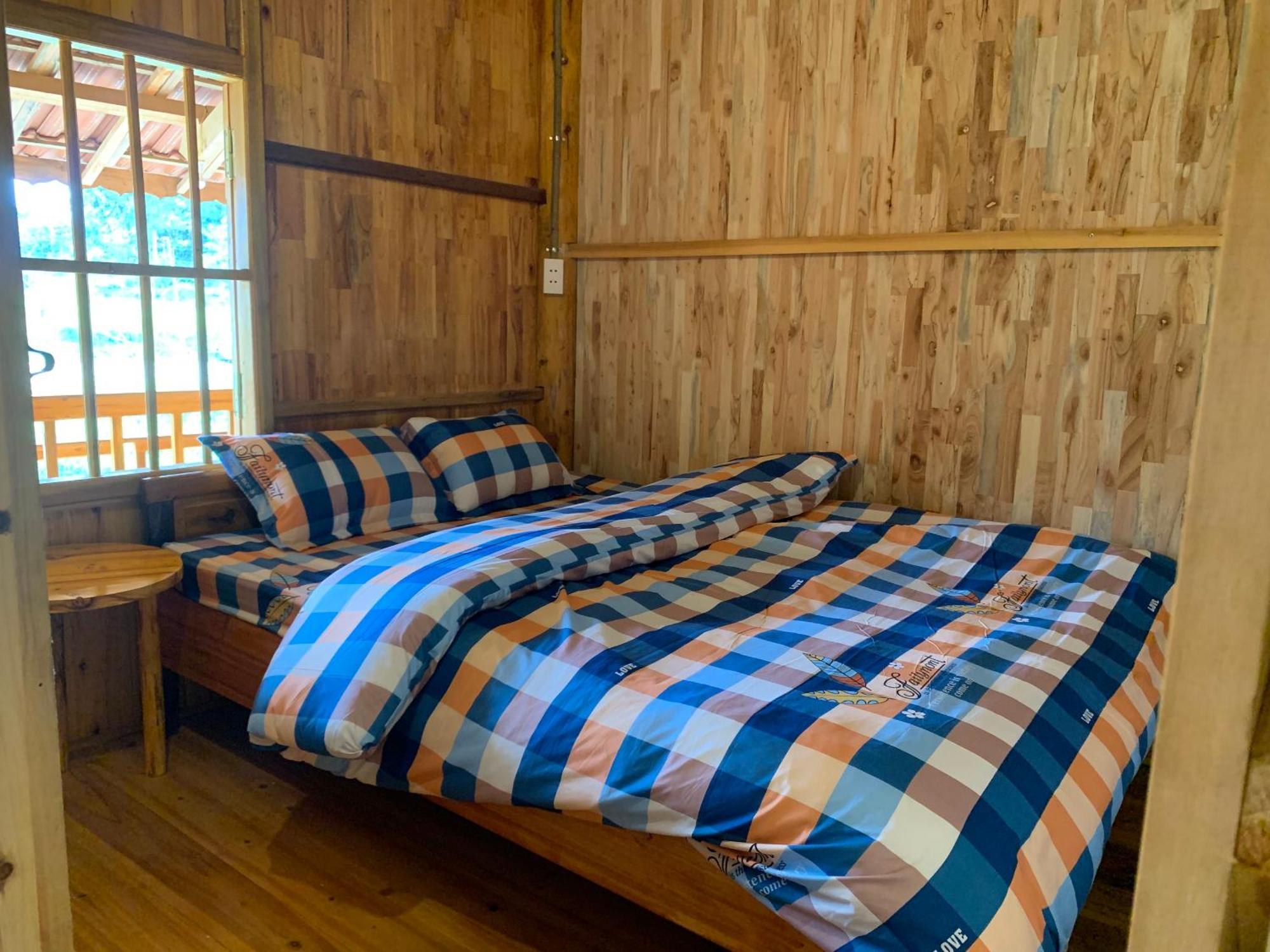 Hoang Nam Country house *